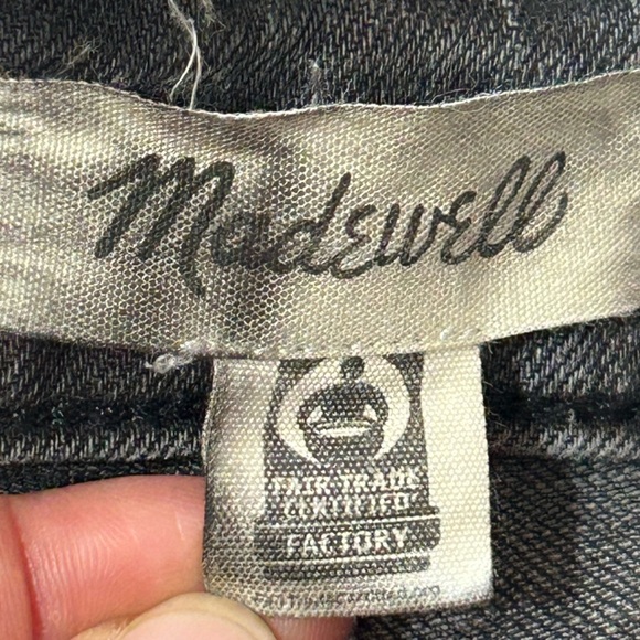 Madewell Curvy Perfect Vintage Gray Straight Leg Jeans 31T - Picture 3 of 8